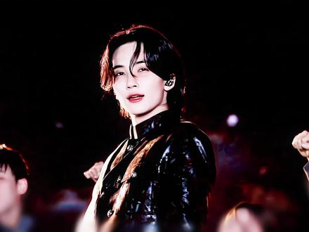 打不倒我的 终将成就我
#尹净汉 #mama转场