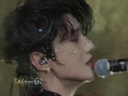 两天的易燃易爆炸,简直不要太魅啊啊啊~~~@郝熠然 #郝熠然 #郝熠然现场开麦这么有实力吗 #演唱会 #音乐现场 #郝熠然宠粉这一块也是拉满了