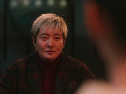 大结局老舅癌症去世,二胖完成老舅心愿 #电视剧老舅 #老舅大结局 #郭京飞 #王佳佳