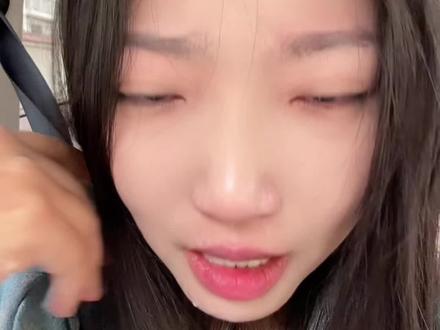 姐妹们,我今天很勇敢哦!我结束了一段消耗我很久的感情!你们也要好好爱自己!真心应该给真心对我们好的人。#失恋 #分手#感情 #情感共鸣