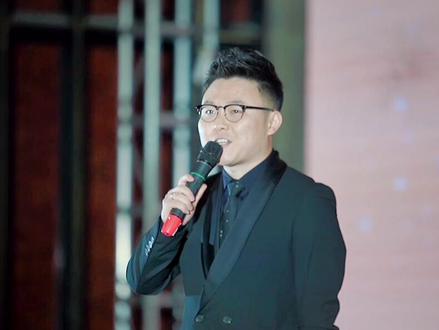 腊八节的婚礼,过了腊八就是年,一岁一年一团圆,不是过年,胜似过年#腊八节婚礼 #腊八节文案 #六安婚礼主持人 @DOU+小助手