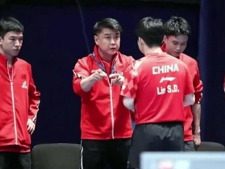 输瑞典,国乒男队为何连败?谁注意张继科表态,王皓不该犯错1#国乒 #张继科 #伦敦世乒赛