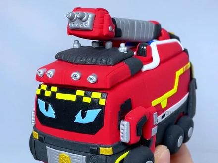 炫卡斗士烈狮火警粘土小汽车制作 #汽车模型收藏 #炫卡斗士玩具 #自制玩具 #烈狮火警 #我的小车日记