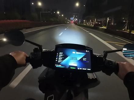 26款极核ae4 这配置你还满意吗?#电摩 #电动车 #夜骑 #极核ae4 #电摩