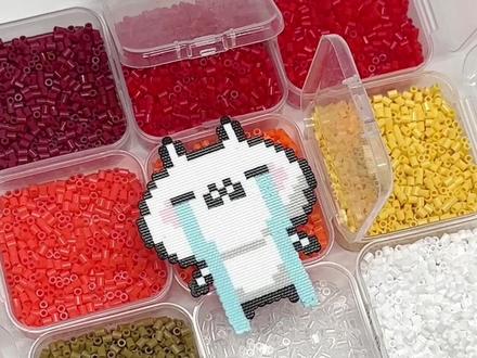 这期是谁定制的哭着分豆🥹 #拼豆#拼豆霉豆腐 #拼豆豆 #亲手制作美食 #手工