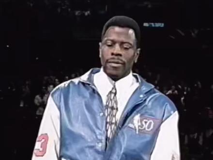 媒体评NBA75大球星第37名,“纽约之王”帕特里克尤因生涯传记 #dou来NBA #nba75大巨星 #经典NBA #传奇永不谢幕 #尤因