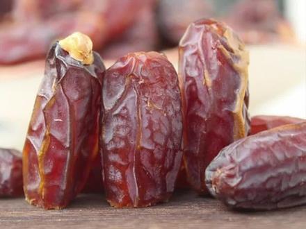 椰枣如何通过工厂加工分级的? #科普 #涨知识 #来抖音学农技 #水果 #农特产品