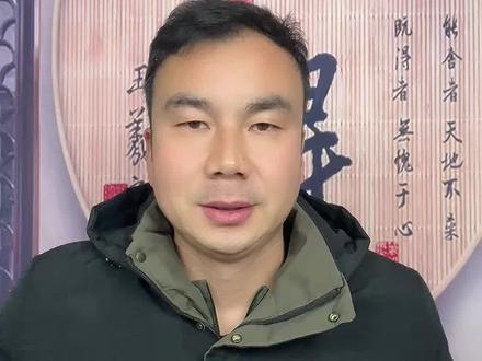 这本乡镇一把手基层治理笔记非常适合刚接手农村工作的人阅读,如果你工作没有头绪,不知道接下来的路该怎么走可以作为参考…… #村干部 #村支书#基层工作#乡村振兴#好书推荐