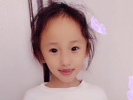 一年级手抄报作业来啦,读读童谣和儿歌,这样读起来是不是更有趣。#读读童谣和儿歌 #手抄报 #亲子教育