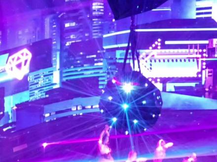 我怎么这么好看#虞书欣 #虞书欣blossom生日音乐狂欢派对 #虞书欣生日会