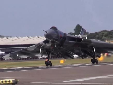 日不落帝国,“火神”战略轰炸机,奇丑无比!