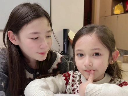 回国一个来月还知道挺多的城市的!#骗你生女儿 #混血宝宝#人类幼崽越养越上头 #萌娃日常#小企鹅stella