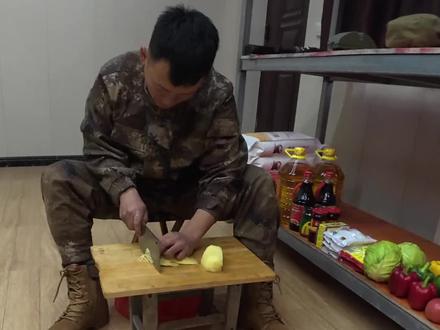 🇨🇳背锅侠日常训练#紧急集合哨已经吹响