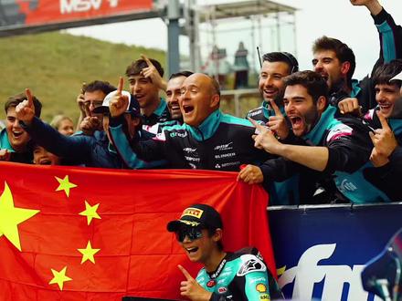 中国车手让世界见证中国速度 孙圣博ESBK纳瓦拉站再次夺冠 #MotoGP #CFMOTO #CFMOTO天才计划 #孙圣博 #中国车手