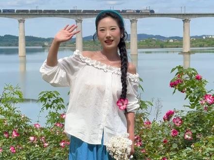 🌿拍照不求人一个人也可以拍出好看的照片💙 #自拍杆拍照全过程 #拍照不求人 #自拍杆拍照 #一个人也能拍出氛围感 #自拍