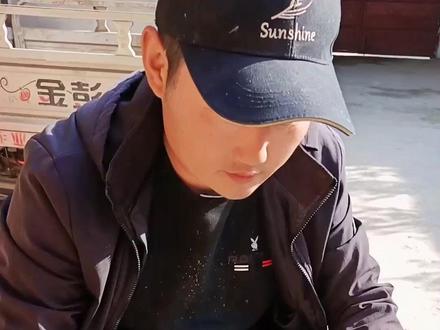 很多朋友私信我,怎么装饵料,怎么下黄鳝笼,教程来了,献丑了!#户外 #地笼 @抖音小助手
