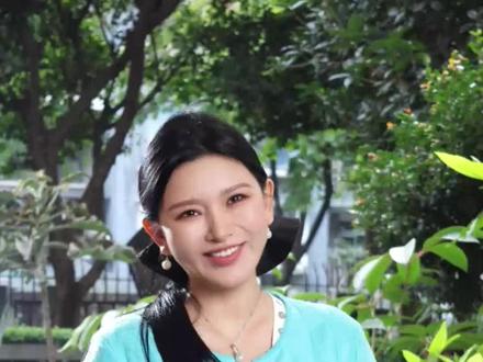 属于川渝人的下午茶来了—— 折耳根千层豆干!妈呀!太香了!#四川人有自己的提拉米苏#折耳根千层豆干#冬天就要出门吃好喝好#当季新菜单#地方特色小吃