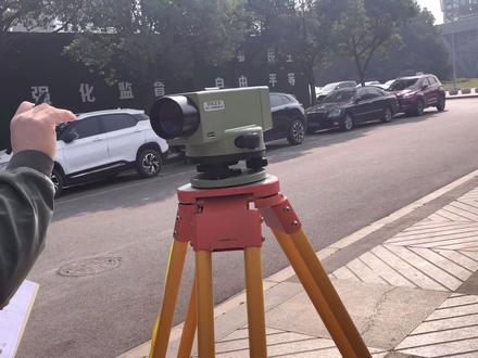 水准仪i角的检查与校正——近远距离法教学,操作方法并不难,认真就能学会,喜欢的小伙伴记得关注我,感谢支持!#测量 #调校 #水准仪 #测绘 #测量仪器 #土木工程