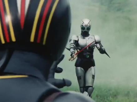 最终还是信彦心软了#假面骑士黑日变身 #南光太郎假面骑士 #影月