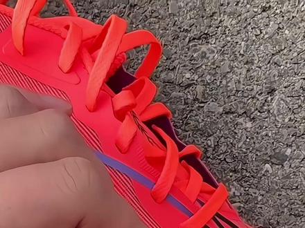 假如飞电6C长这样? 假如飞电6C带超䨻胶囊 你们觉得怎么样?
#跑鞋 #跑鞋推荐 #碳板跑鞋 #飞电6c #跑步