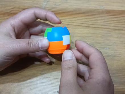 #鲁班锁的解法 #益智玩具 #记录美好童年 #脑力开发 #让孩子远离手机 #动手能力 #思维训练 #提升专注力 #儿童玩具 ,儿童鲁班锁,圆桶鲁班锁,拆解组装详细教程