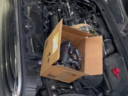 宝马热管理模块,修理厂更换三个下线配件还是报故障,接车后直接更换原车热管理模块,一次性解决问题