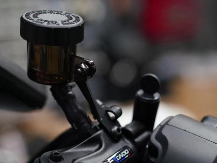 #小牛电动 #修车日常 #电摩 Frando FMF130上泵排油作业记录,照此方法排油手感不会有问题噢~