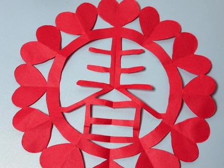 红纸裁春,年味到家,今年的窗花已经给你准备好啦,快来学呀!#窗花剪纸 #手工剪纸 #新年手工