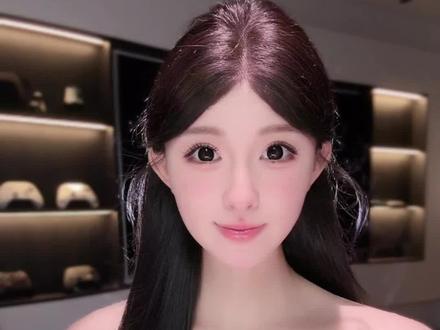 别以为灯光亮就行,套餐打好了氛围感直接拉满🎯
亮度、色温、角度全拿捏,画面透亮不刺眼,高级感扑面而来。
#直播灯光 #氛围感直接拉满 #三灯套餐 #高级通透 #出效果