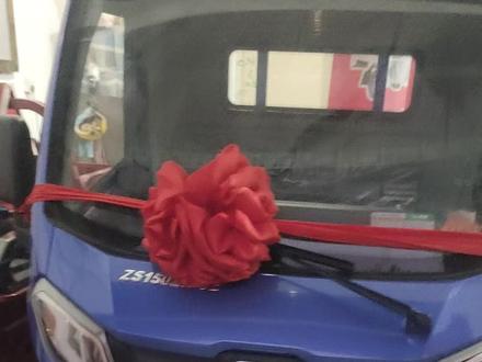 J15爆款有175发动机车厢1.2米宽1.8米长的,和200发动机的1.3米宽2米长的,也有200发动机1.35米宽2.2长的车厢,都是油刹水冷加力,非常有高级感的内饰#质量杠杠的好 #专业生产厂家 #结实耐用 #全能好车