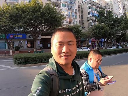 朋友在厦门做支付宝推广,一天跑了70多家店,看看挣了多少钱?