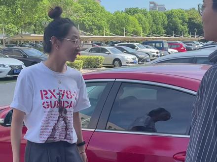 车停在小区里被划了,物业该赔吗?#抖来普法2022 #抖音政务热点解读 #政媒原创作者联盟 #车被划 #物业