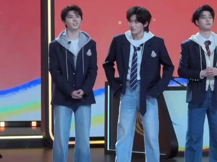 马嘉祺宋亚轩方言放狠话#马嘉祺#宋亚轩#时代少年团#王者荣耀#王者荣耀马年新春表演赛