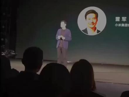 雷总第一次线下回应SU7事故 有错就改,持续改进。 雷总提出:以更高的标准,更有说服力的表现,回应公众对小米的更高期待。 后续发布会应该会更多的回应。 #雷军 #雷军现状 #小米汽车 #小米芯片 #小米事故