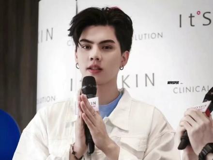 #泰兰德的夏天永不停歇 #bossnoeul #fortpeat #爱空四子 自认为最甜的一部泰剧🥰#爱在空气中