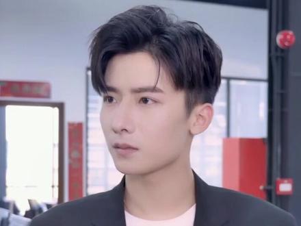 做了哥哥的小助理,可我是不是搞砸了……@内双无双 @wuli米言 @wuli东池 @wuli小辉