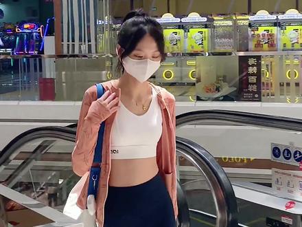 鲨鱼裤为啥不保暖 96ec32c9a45e0314a74c32e1cba245bd~tplv-dy-resize-origshort-autoq-75:330.jpeg?x-expires=1984960800&x-signature=OYWkKzog1kAjXof%2F9qQsYS6cgvA%3D&from=3213915784&s=PackSourceEnum_AWEME_DETAIL&se=false&sc=cover&biz_tag=pcweb_cover&l=021669602199221fdbddc0100ff2f010a709bb900000015279f75