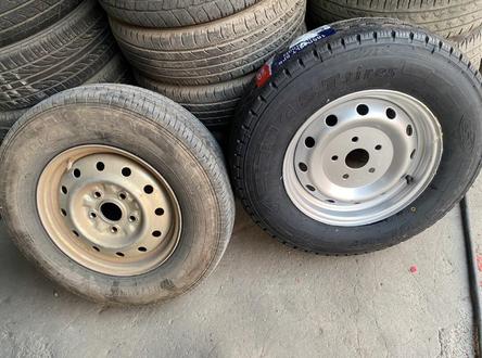 五菱荣光单排座改加厚载重轮毂轮胎建议#轮胎批发 #补胎 #轮胎硬伤修复中心 #汽车保养与维修 #轮胎鼓包处理方法