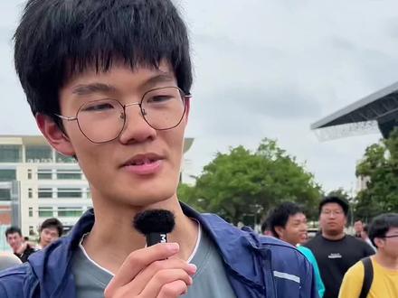 高考作文题目不知道?高考语文这么难?高考语文创新题型太多?#高考语文 #高考作文 #2025高考 #2025年高考作文题 #2025高考语文