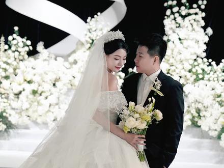 完成一件人生大事,谢谢大家! #婚礼现场