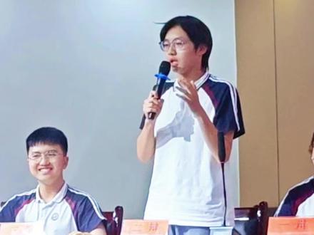 揭秘友谊辩论赛!评委、纪实员、提醒员全亮相,正反方队名宣言超吸睛!
剪辑:舒波
审核:金鹏飞