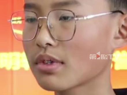 太赞了!内蒙古14岁农村少年发明“浇水神器”,在德国斩获全球顶级金奖。妈妈:他第一次出国,得不得奖无所谓,就想别丢了就行。