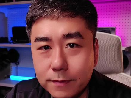 安卓车机VS华为问界,不过如此?!#华为汽车#国产之光#芯片