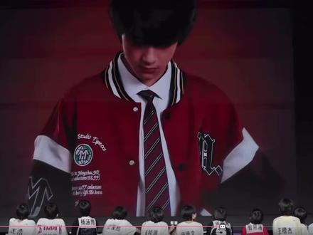 他每次为什么看到王橹杰的表情都如此直勾勾?
像看入迷了一样,龙妈过来解释一下#桂橹#橹桂#张桂源#王橹杰
真的,我觉得张每次盯着王的眼神跟盯着别人的眼神是不一样的