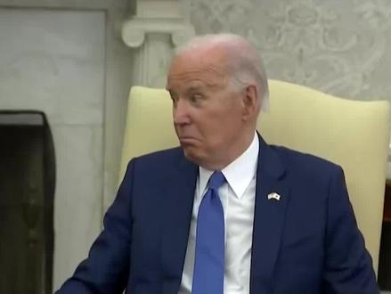 【拜登称美日同盟最重要升级 “将用核武器保护日本”】 4月10日,拜登与岸田文雄举行会晤。拜登称:“将用核武器在内的所有能力保卫日本”。两国还敲定约70项防务合作协议,其中包括重组驻日美军司令部。