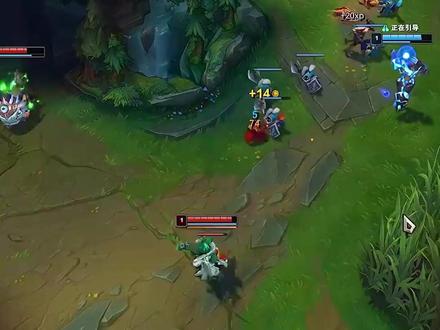 水晶哥遇脚本泽丽,表演各种离谱躲技能#水晶哥