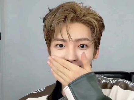 大漏勺又上线了,哈哈哈哈哈#侯明昊 #直播