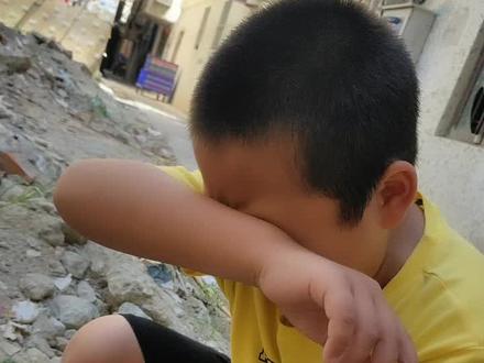 仓鼠生病了,儿子给喂错了药,结果死了😂😂😂