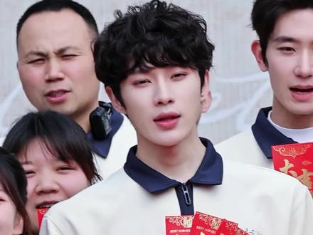 《其实不是重逢》 开机大吉~!
吴添豪 金子璇主演 黄圣依老师特别出演😍
五条带来了超级可爱活力的张扬~!@吴添豪_ @小添才BB机
今天萌多冷少,十分可爱😜😜,祝大爆!
#其实不是重逢 #开机 #吴添豪 #帅哥 #路透