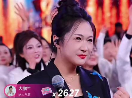 1月25日,年赛第一场;艾米尔~助力木森大舞台年赛。